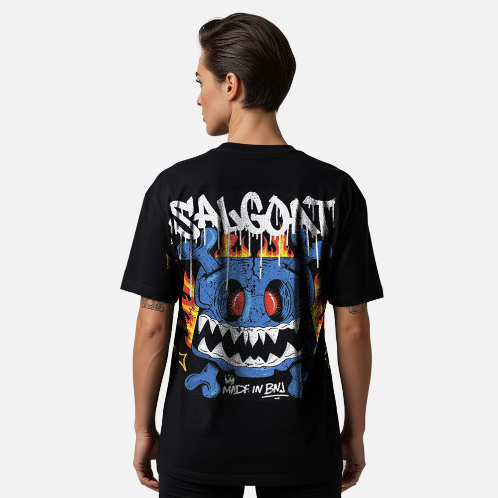 model wearing Tshirt of Salgoat by Salvya oof elgrandetoto in black